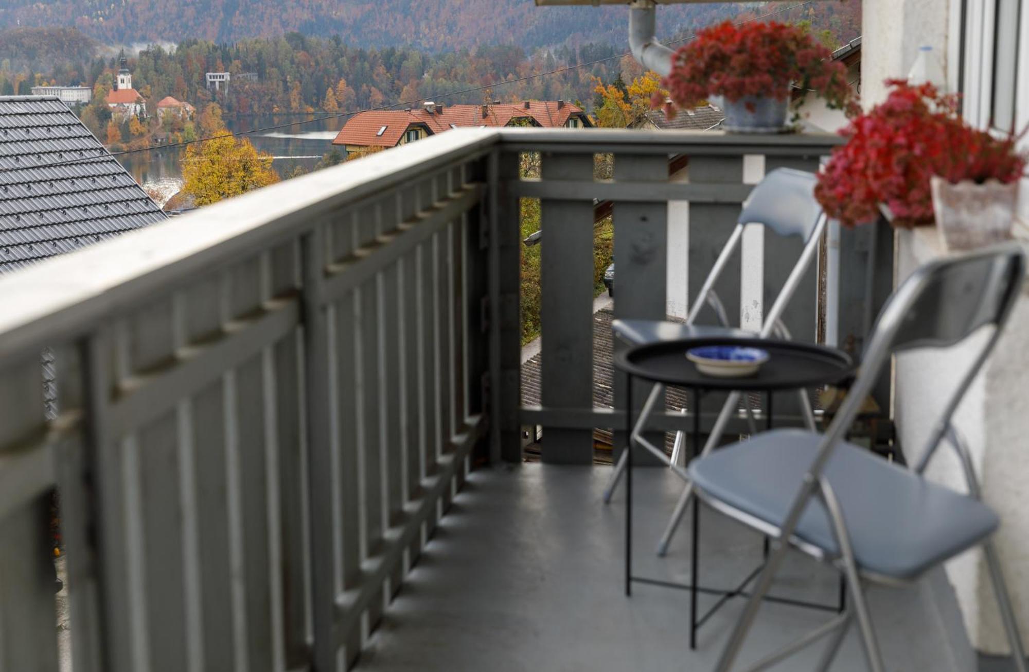 Apartment Mavrica Bled, Quiet Location, With A View Of The Lake Εξωτερικό φωτογραφία